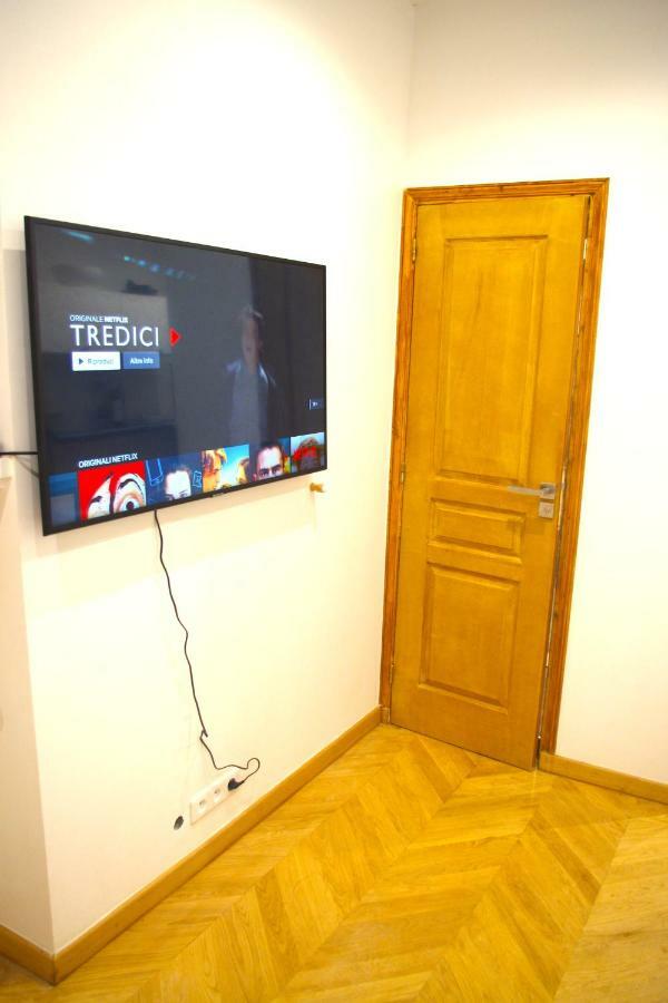 Le Poissonniere Apartment Париж Екстериор снимка